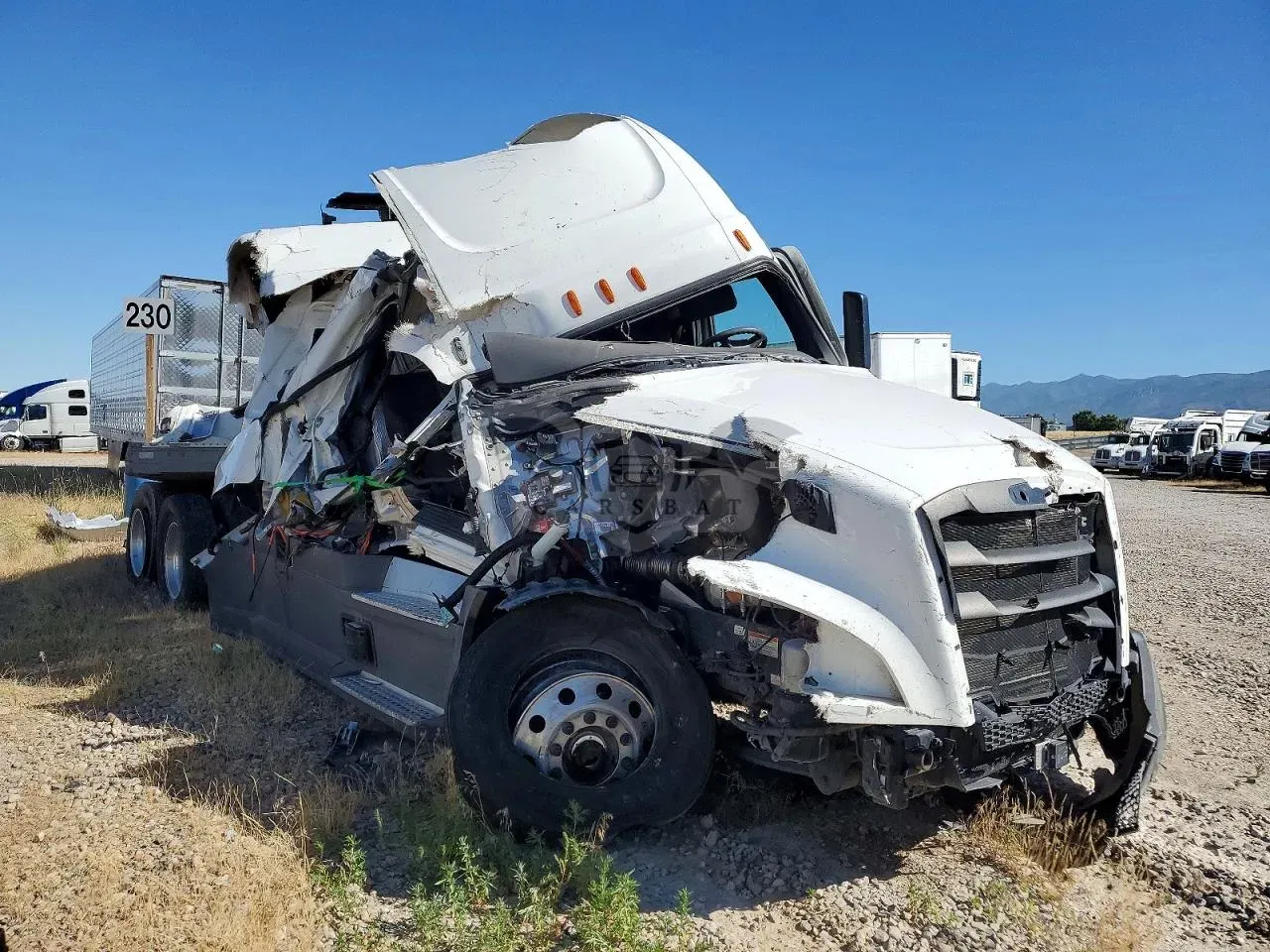Freightliner Cascadia 14.8L 6 2025