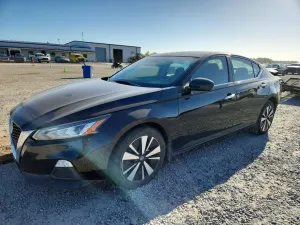 Nissan Altima 2.5L 4 2021