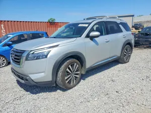 Nissan Pathfinder 3.5L 6 2025