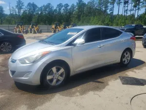 Hyundai Elantra 1.8L 4 2013
