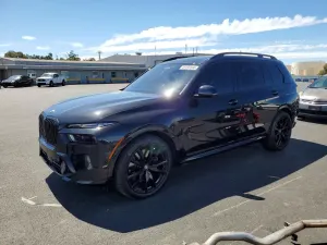 BMW X7 3.0L 6 2023