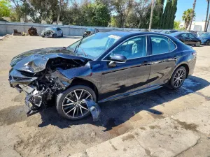 Toyota Camry 2.5L 4 2023