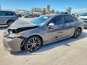 Toyota Camry 2.5L 4 2018