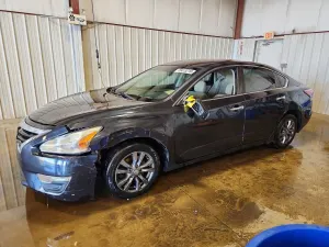 Nissan Altima 2.5L 4 2015