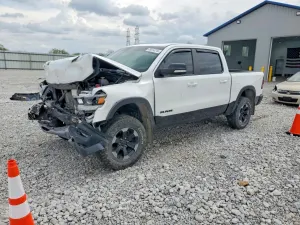 RAM 1500 5.7L 8 2019