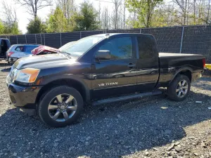 Nissan Titan 5.6L 8 2015