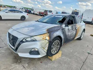 Nissan Altima 2.5L 4 2019