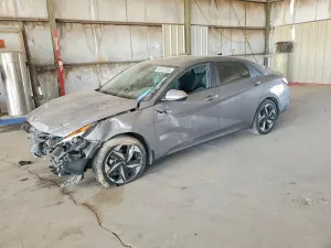 Hyundai Elantra 2.0L 4 2023