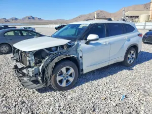 Toyota Highlander 3.5L 6 2022