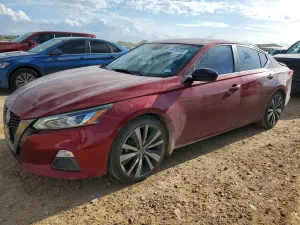 Nissan Altima 2.5L 4 2020