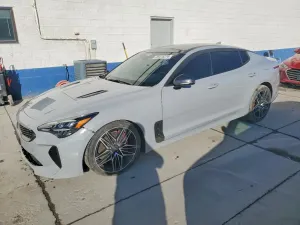 Kia Stinger 3.3L 6 2022