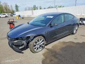 Tesla Model 3 2025