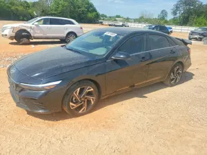 Hyundai Elantra 2.0L 4 2024