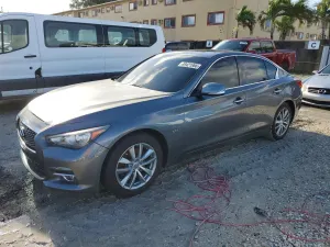 Infiniti Q50 2.0L 4 2016