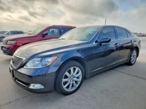 Lexus LS 4.6L 8 2009