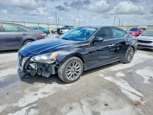 Nissan Altima 2.5L 4 2020