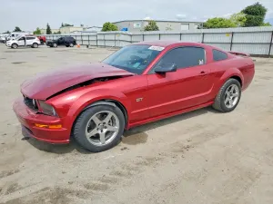 Ford Mustang 4.6L 8 2005