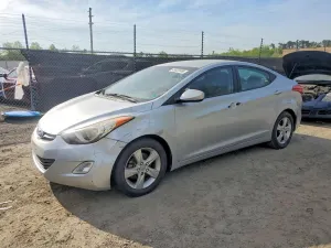 Hyundai Elantra 1.8L 4 2013