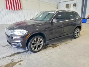 BMW X5 4.4L 8 2015