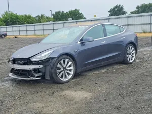 Tesla Model 3 2018