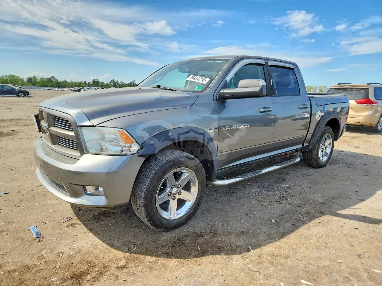 Dodge RAM 5.7L 8 2011