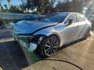 Lexus IS 3.5L 6 2023