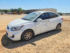 Hyundai Accent 1.6L 4 2012