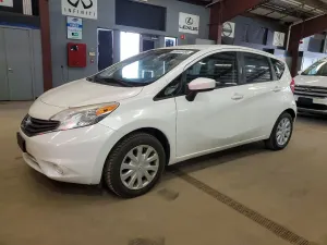 Nissan Versa 1.6L 4 2015