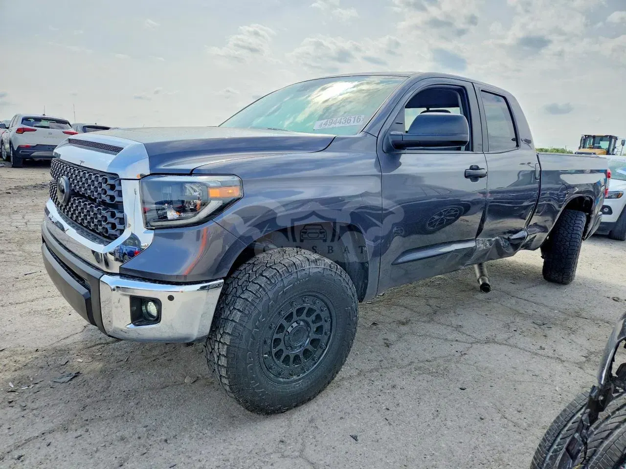 Toyota Tundra 5.7L 8 2021