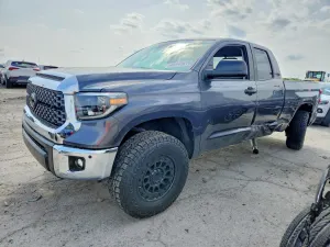 Toyota Tundra 5.7L 8 2021
