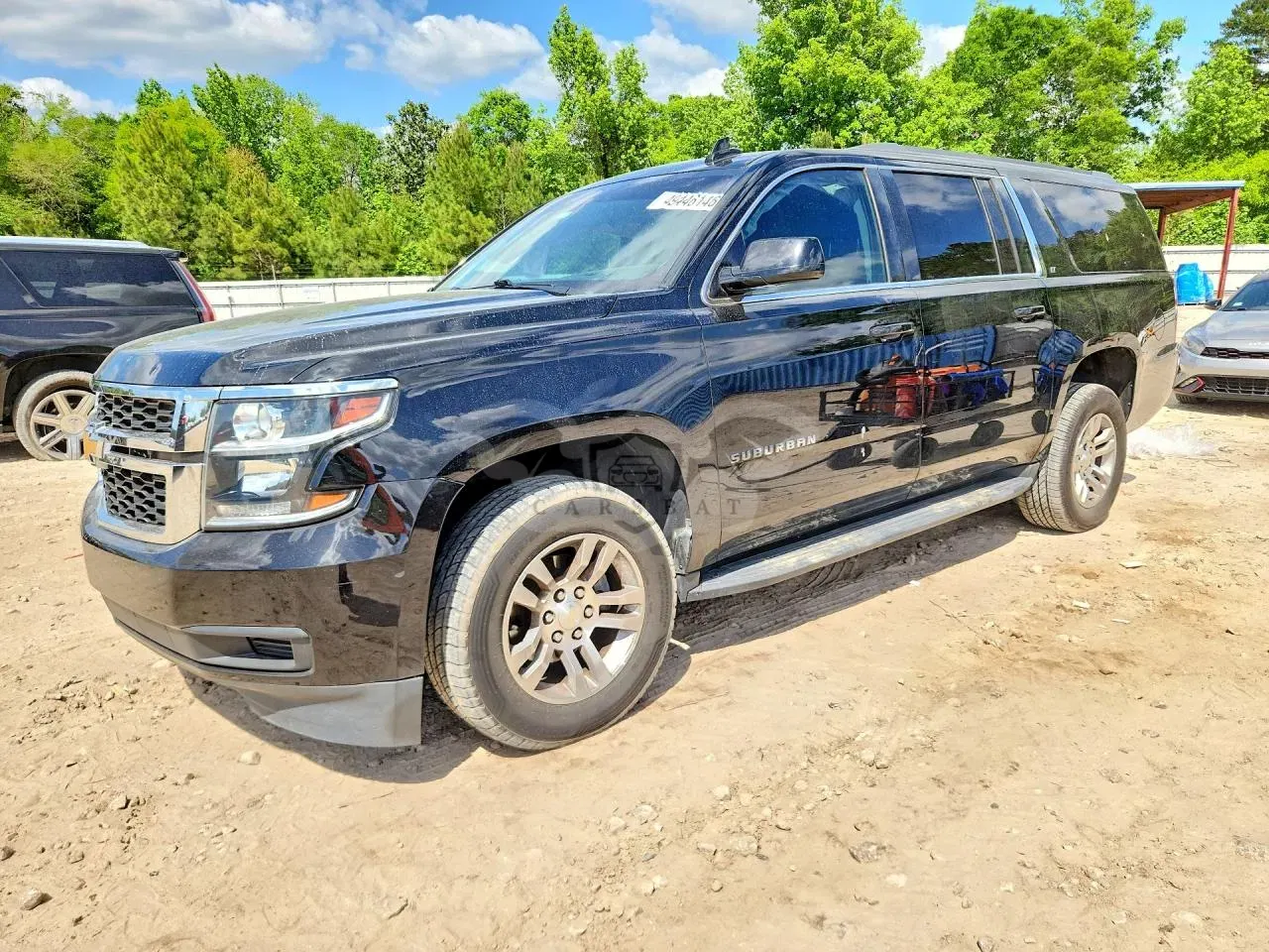 Chevrolet Suburban 5.3L 8 2018