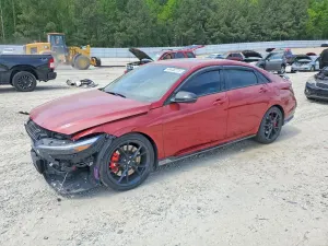 Hyundai Elantra 2.0L 4 2024