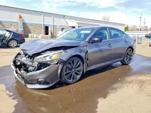 Nissan Altima 2.5L 4 2022