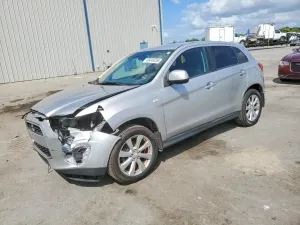 Mitsubishi Outlander 2.0L 4 2015