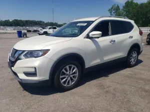 Nissan Rogue 2.5L 4 2017