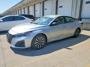 Nissan Altima 2.5L 4 2025