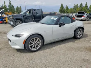 Mazda MX-5 (Miata) 2.0L 4 2016