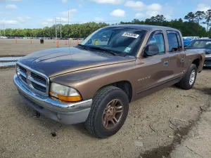 Dodge Dakota 4.7L 8 2001
