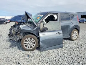 Kia Soul 2.0L 4 2021