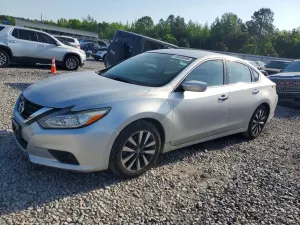 Nissan Altima 2.5L 4 2017