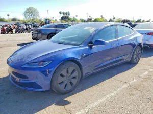 Tesla Model 3 2024