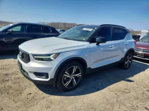 Volvo XC40 2.0L 4 2021