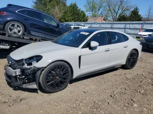 Porsche Panamera 3.0L 6 2018