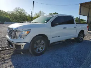 Nissan Titan 5.6L 8 2018