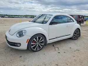 Volkswagen Beetle 2.0L 4 2012