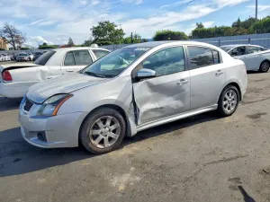 Nissan Sentra 2.0L 4 2012