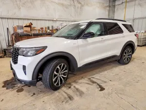 Ford Explorer 2.3L 4 2025