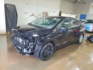 Nissan Versa 1.6L 4 2023