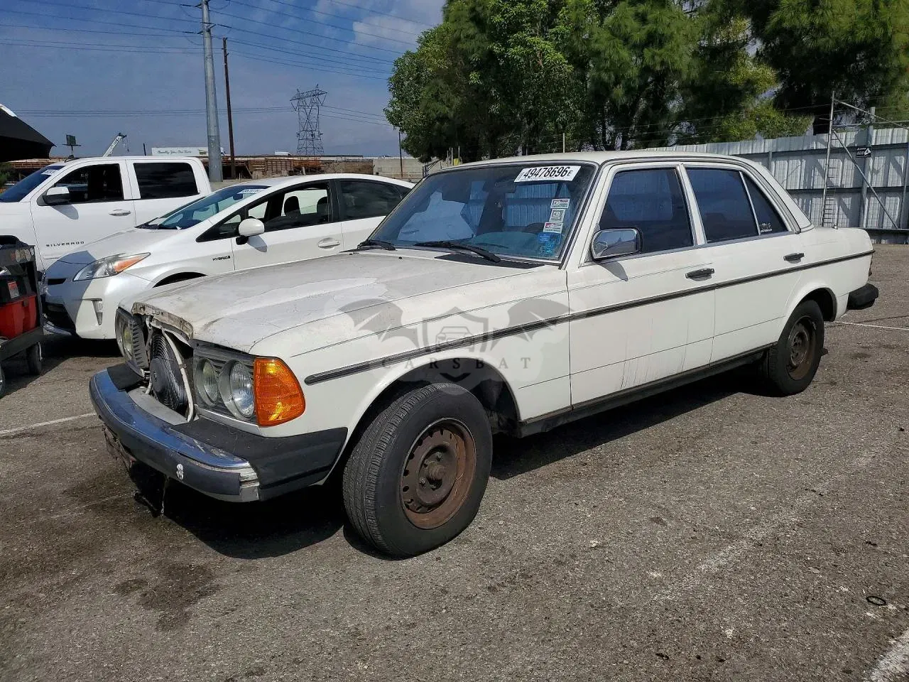 Mercedes-Benz 240 2.4L 4 1982