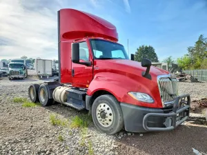 International LT Series 15.0L 6 2020